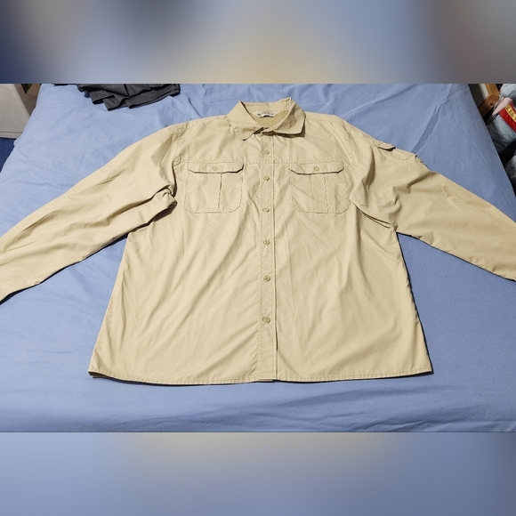 Double Button Pocket Shirt - Picture 2 of 7